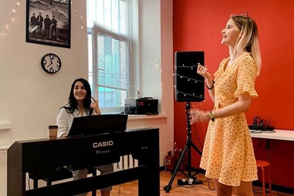 Lezioni di canto LearnHive